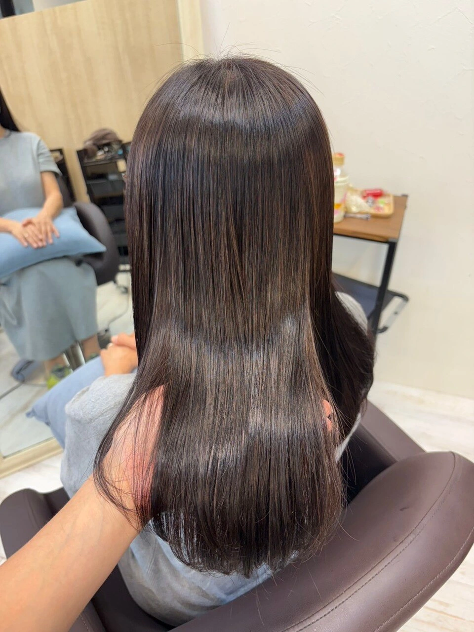 a-o鎌倉のブログに掲載されたストレートヘアの写真